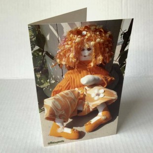 Carte de souhait avec poupée - orangé
