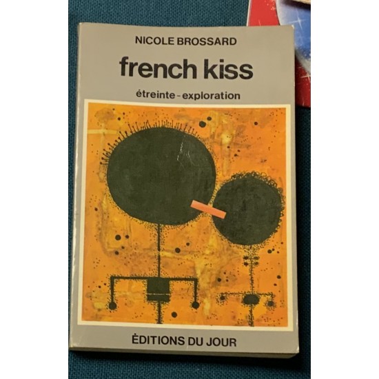 French kiss étreinte - exploration De Nicole...