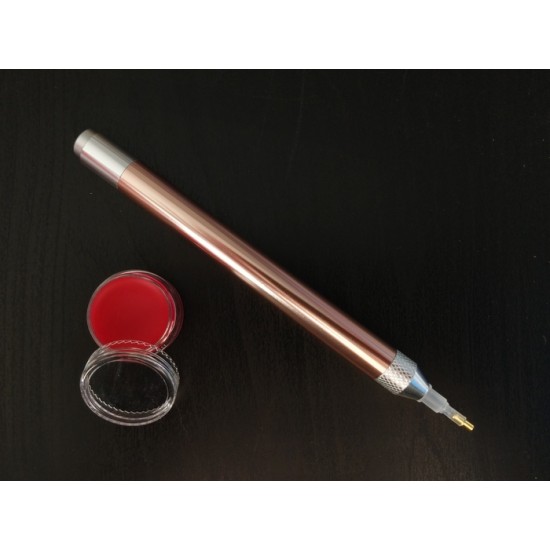 KIT STYLET LUMINEUX ROSE GOLD ET CIRE PARFUMÉE