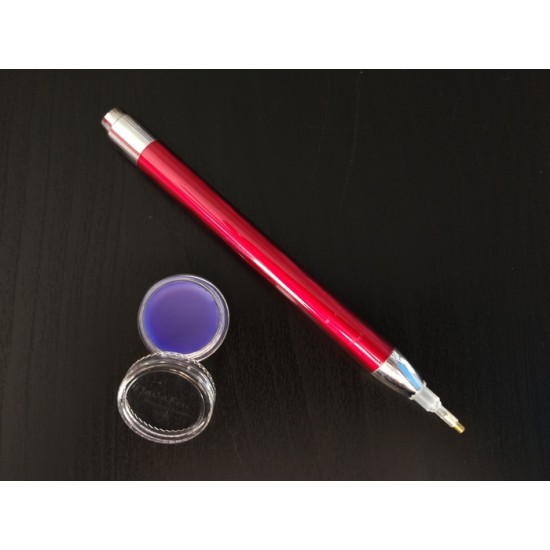 KIT STYLET LUMINEUX ROUGE ET CIRE PARFUMÉE