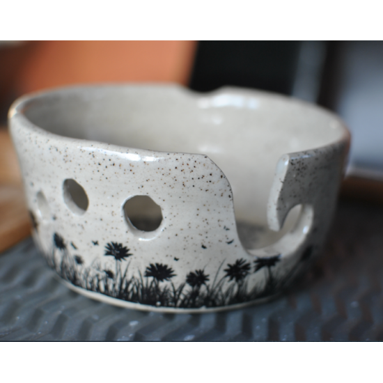 Bol à laine motifs floral et oiseaux