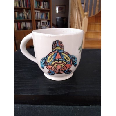 Tasse tortue et libellules