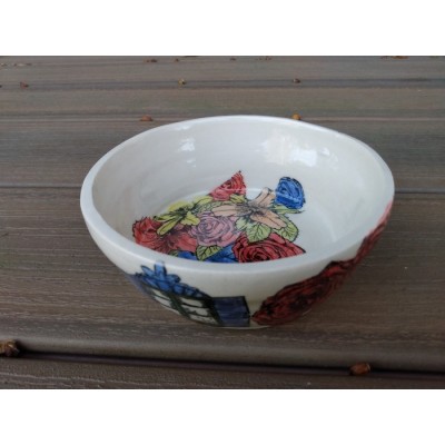 Bol à soupe motif fenêtres et fleurs