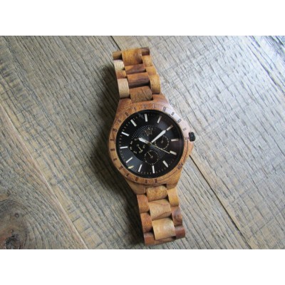 Montre en bois,  Modèle Lightning TN10