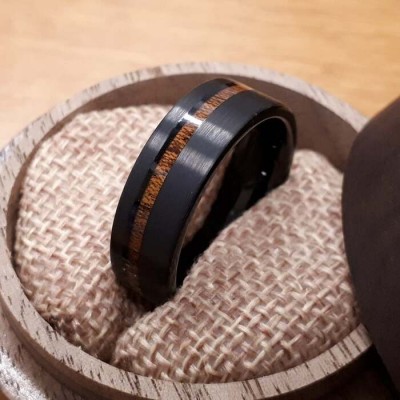 Bague Tungstène , et bois de Koa