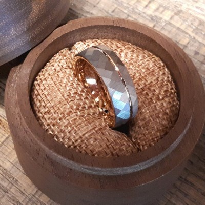 Bague en argent brossé argenté