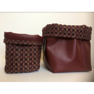 Panier de tissu bordeaux