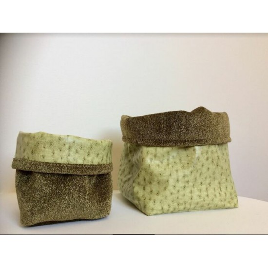 Panier de tissu vert mousse