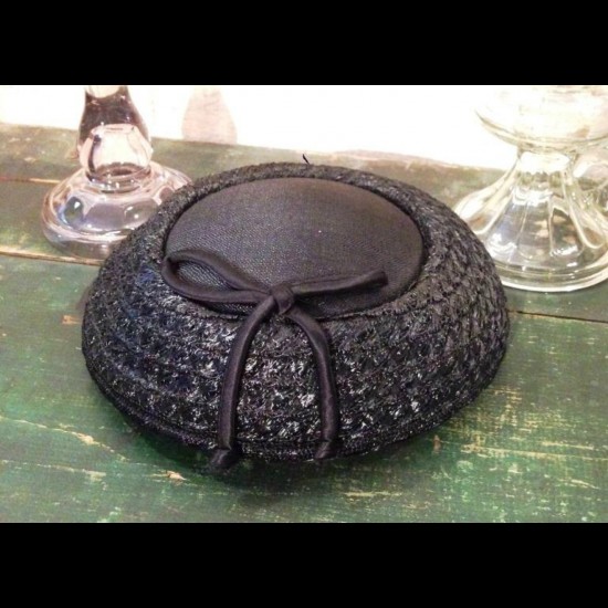 Chapeau d'époque pour dame