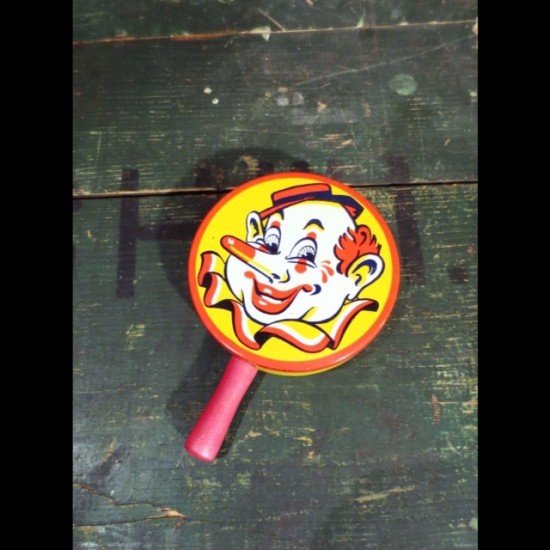 Hochet clown en métal