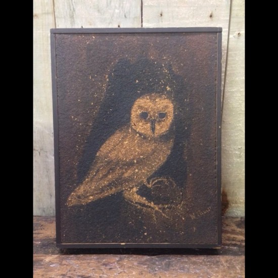 Hibou peint sur bois