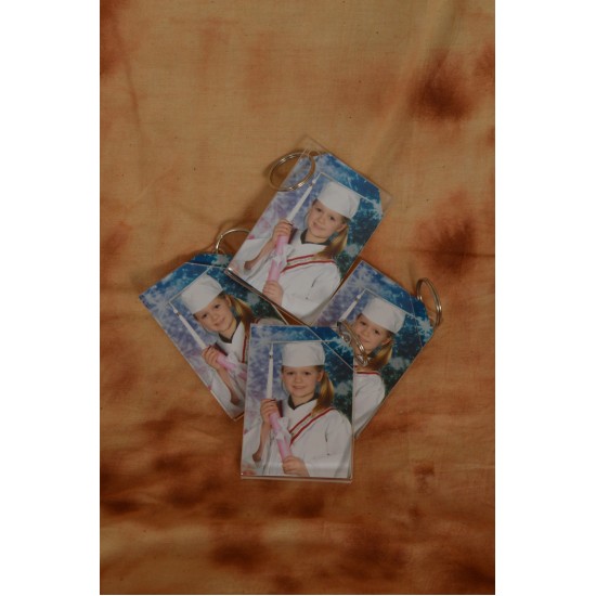 Porte-clé platique 2 po x 2 ¾ po