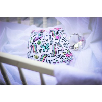 Couche moulée licorne et diamant