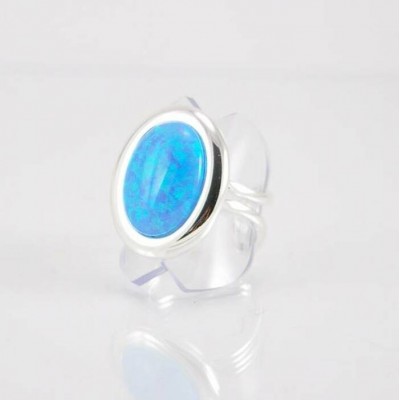 Bague fini argent avec imitation opale bleu pâle