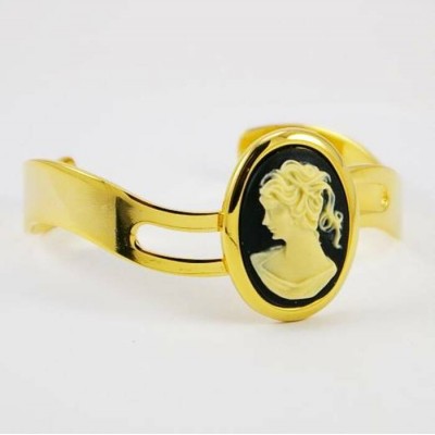 Bracelet or avec camée noir et ivoire