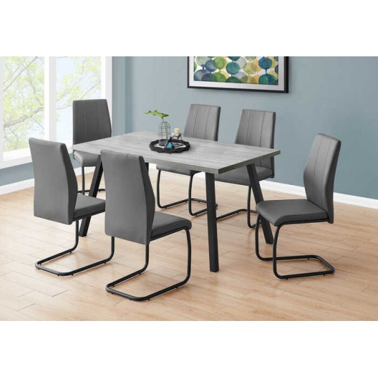 Ensemble table et six chaises I1136-I1124-I1124-I1124