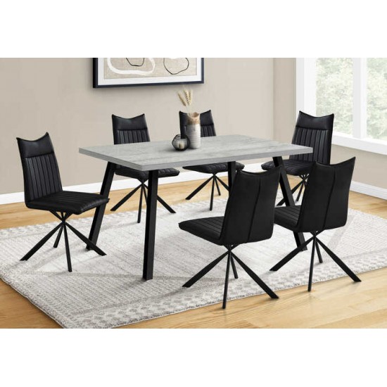 Ensemble table et six chaises I1136-I1215-I1215-I1215