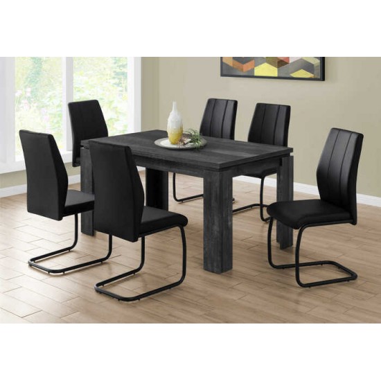 Ensemble table et six chaises I1089-I1123-I1123-I1123