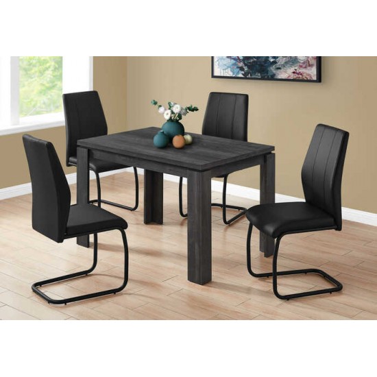 Ensemble table et quatre chaises I1166-I1123-I1123