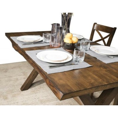 Ensemble table et quatre chaises Live Edge