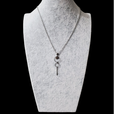 Collier court avec pendentif ANNEAU en Acier inoxydable