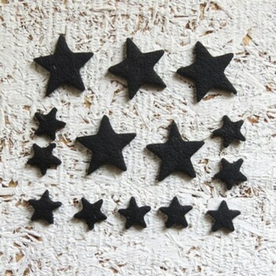 16AO25Fimo- Étoiles noires (texture sable)
