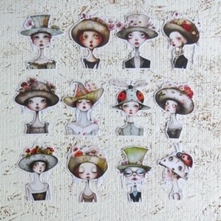 5MAI26ATC- Mini femme à chapeau