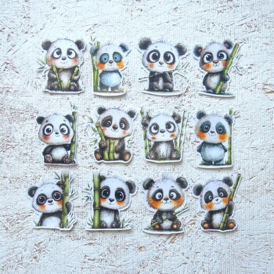 1SEPT26ATC- Mini panda avec bambou