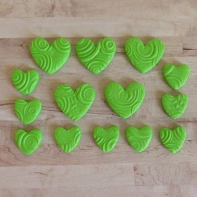 fimo coeurs vert-lime
