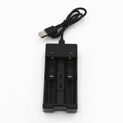 Smart Battery Charger for 18650 Rechargeable Li-Ion Battery USB Universal