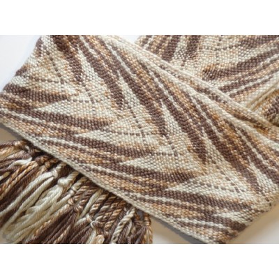 Foulard - Têtes de flèche, flammes, bordures