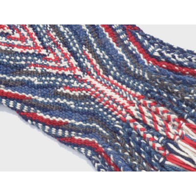 Foulard fléché - Têtes de flèche et flammes