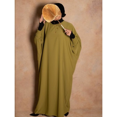 Abaya couleur Kaki manches serrées en soie de... Abaya couleur Kaki manches serrées en soie de...