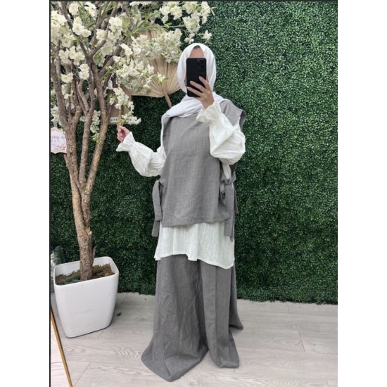 Ensemble 3 pieces jupe et chemise gris Ensemble 3 pieces jupe et chemise gris