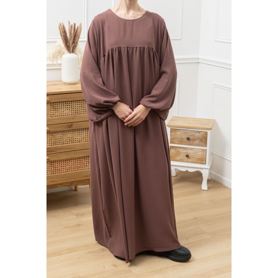 Abaya structurée manches bouffantes marron  