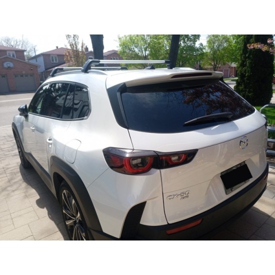 Barres Transversales de Toit pour Mazda CX 50. Haute qualité et bas prix. RACKPLUS.CA