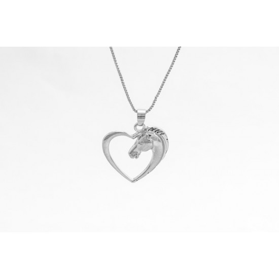 Collier en coeur avec tête de cheval 