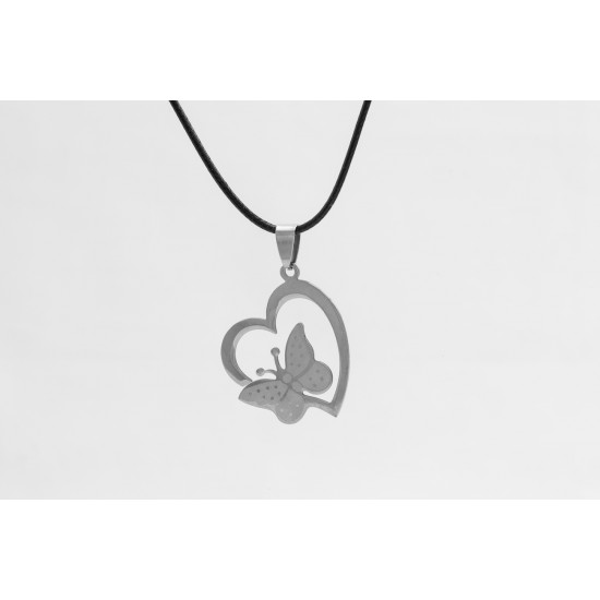 Collier pendentif papillon coeur 