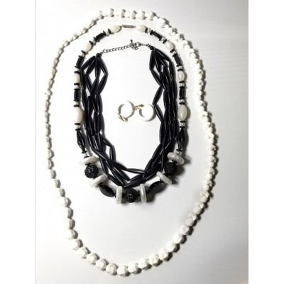 BIJOUX EN CELLULOID MID-CENTURY NOIR ET BLANC