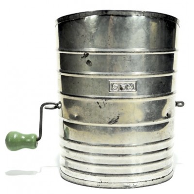 ARTICLES DE CUISINE ANTIQUES