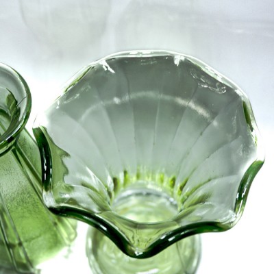ENSEMBLE DE VASES EN VERRE DÉPRESSION URANIUM