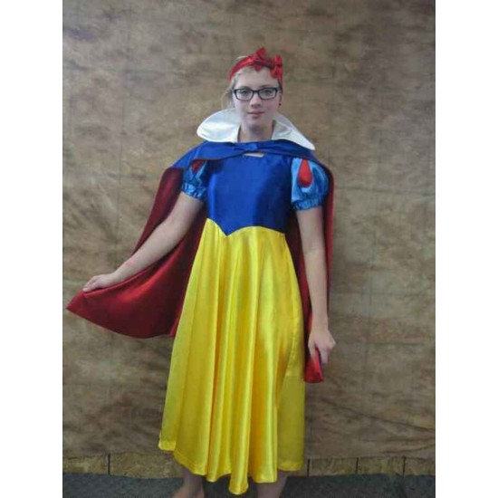 Blanche-Neige en satin 