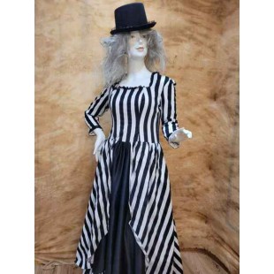 Beetlejuice femme