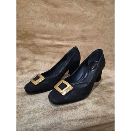 Soulier à boucle