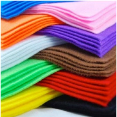 Feutrine 23 x 30 cm /25 (Option de Couleur)