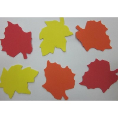 Formes en Mousse - Feuilles d'Érable d'Automne...