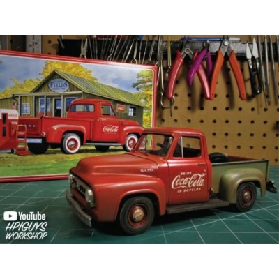Modèle à Coller : Ford Pickup Coca-Cola 1953 - Niveau 3