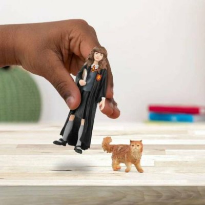 Schleich : Figurine Hermione et Pattenrond