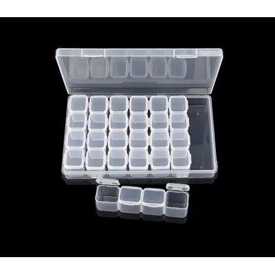 Boîte de Rangement Multi-Compartiments 28