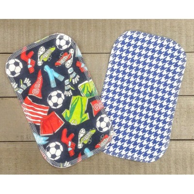 Lingettes hygiéniques: soccer revers chevrons rouges